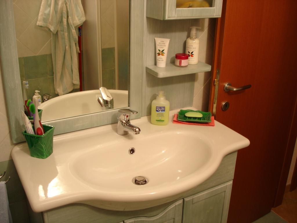 Sardinia Sea Vacation Villa Costa Paradiso Habitación foto